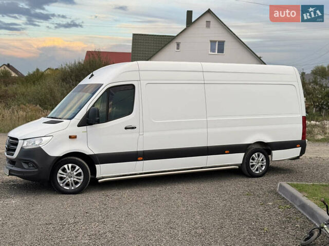 Білий Мерседес Sprinter, об'ємом двигуна 2.14 л та пробігом 290 тис. км за 22500 $, фото 1 на Automoto.ua