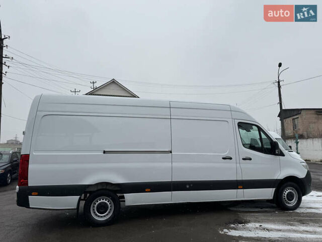 Белый Мерседес Sprinter, объемом двигателя 2.14 л и пробегом 262 тыс. км за 23700 $, фото 15 на Automoto.ua
