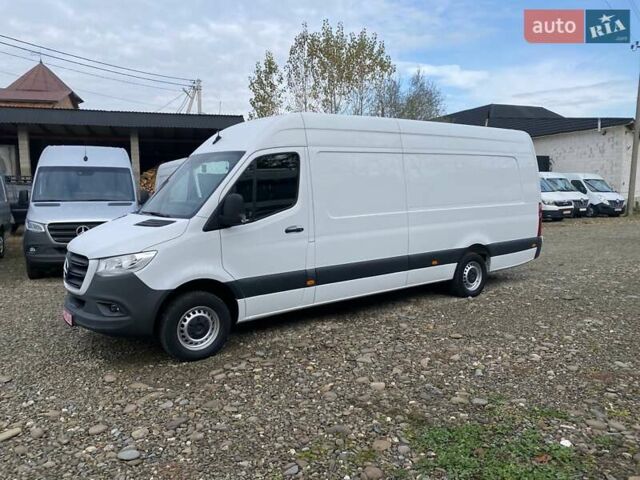 Белый Мерседес Sprinter, объемом двигателя 2.2 л и пробегом 256 тыс. км за 24500 $, фото 9 на Automoto.ua