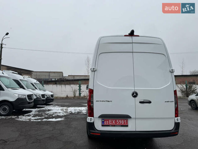 Белый Мерседес Sprinter, объемом двигателя 2.14 л и пробегом 262 тыс. км за 23700 $, фото 12 на Automoto.ua