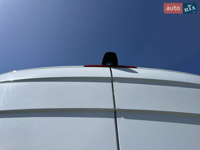 Білий Мерседес Sprinter, об'ємом двигуна 2.14 л та пробігом 280 тис. км за 23700 $, фото 7 на Automoto.ua