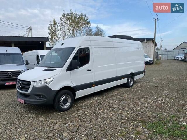 Белый Мерседес Sprinter, объемом двигателя 2.2 л и пробегом 256 тыс. км за 24500 $, фото 4 на Automoto.ua