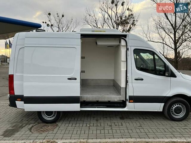 Білий Мерседес Sprinter, об'ємом двигуна 2.2 л та пробігом 235 тис. км за 29000 $, фото 9 на Automoto.ua