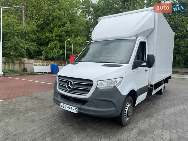Белый Мерседес Sprinter, объемом двигателя 2.2 л и пробегом 301 тыс. км за 32000 $, фото 1 на Automoto.ua