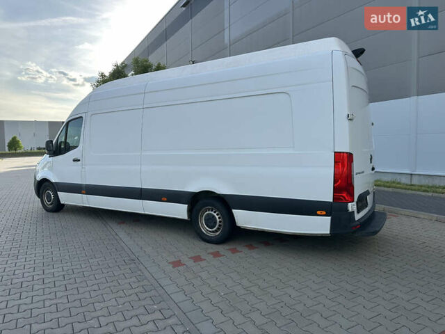 Белый Мерседес Sprinter, объемом двигателя 2.2 л и пробегом 360 тыс. км за 27000 $, фото 13 на Automoto.ua