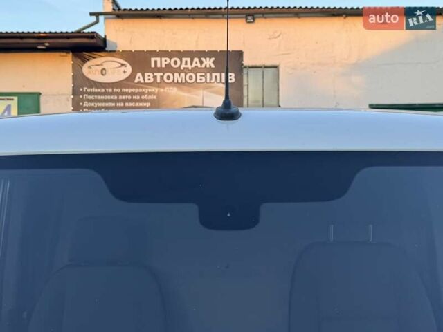 Белый Мерседес Sprinter, объемом двигателя 2.2 л и пробегом 180 тыс. км за 27900 $, фото 36 на Automoto.ua
