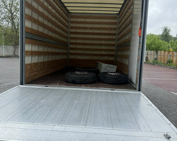 Белый Мерседес Sprinter, объемом двигателя 2.2 л и пробегом 301 тыс. км за 32000 $, фото 20 на Automoto.ua