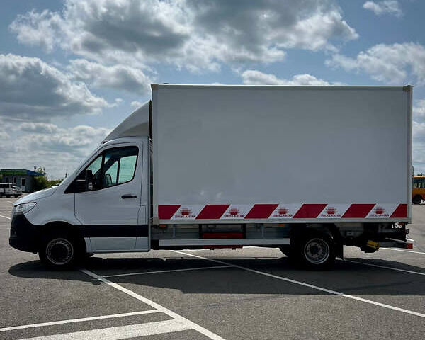 Белый Мерседес Sprinter, объемом двигателя 2.2 л и пробегом 239 тыс. км за 32900 $, фото 5 на Automoto.ua