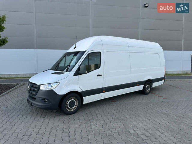 Белый Мерседес Sprinter, объемом двигателя 2.2 л и пробегом 360 тыс. км за 27000 $, фото 1 на Automoto.ua