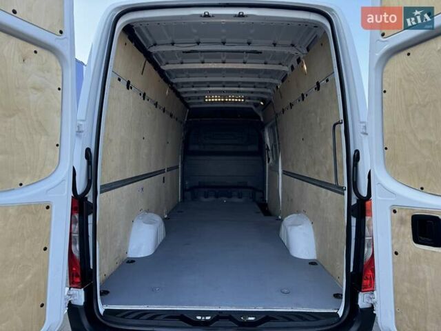 Білий Мерседес Sprinter, об'ємом двигуна 2.14 л та пробігом 261 тис. км за 24900 $, фото 50 на Automoto.ua