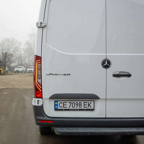 Белый Мерседес Sprinter, объемом двигателя 2.9 л и пробегом 180 тыс. км за 52500 $, фото 6 на Automoto.ua