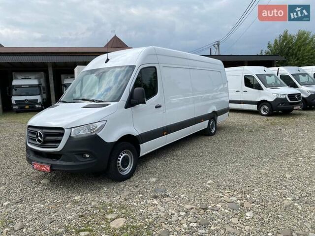 Белый Мерседес Sprinter, объемом двигателя 2.2 л и пробегом 156 тыс. км за 23850 $, фото 1 на Automoto.ua