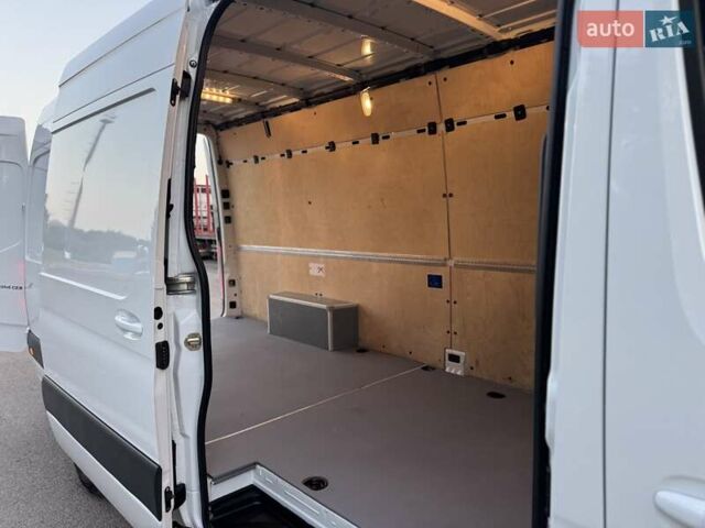 Белый Мерседес Sprinter, объемом двигателя 2.14 л и пробегом 261 тыс. км за 25800 $, фото 58 на Automoto.ua