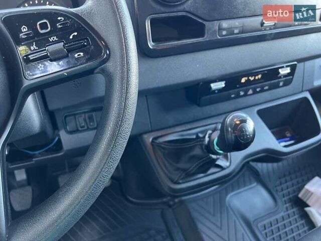 Белый Мерседес Sprinter, объемом двигателя 2.14 л и пробегом 690 тыс. км за 26000 $, фото 49 на Automoto.ua