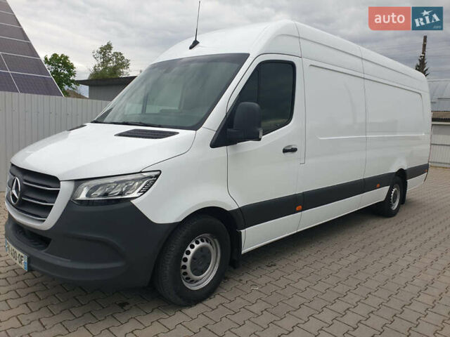 Белый Мерседес Sprinter, объемом двигателя 0 л и пробегом 334 тыс. км за 47793 $, фото 11 на Automoto.ua