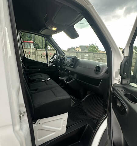 Белый Мерседес Sprinter, объемом двигателя 2.14 л и пробегом 290 тыс. км за 23070 $, фото 21 на Automoto.ua