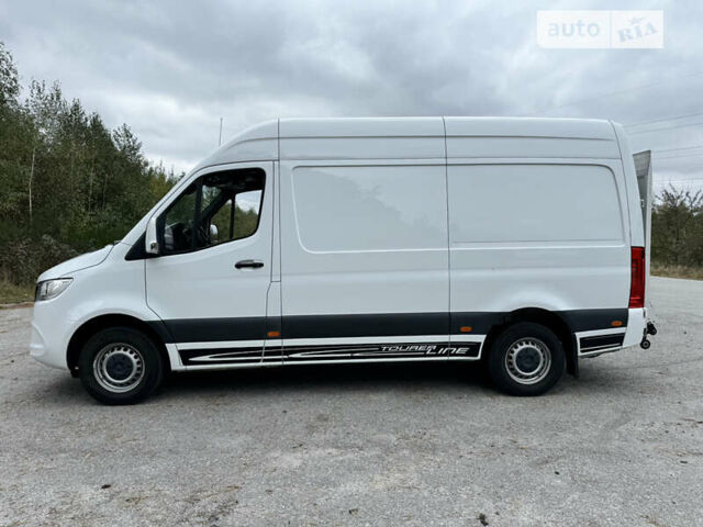 Белый Мерседес Sprinter, объемом двигателя 2.14 л и пробегом 230 тыс. км за 26900 $, фото 4 на Automoto.ua