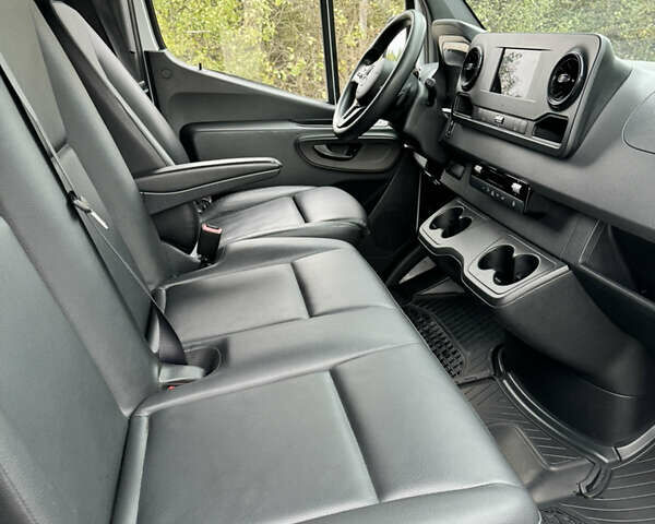 Белый Мерседес Sprinter, объемом двигателя 2.14 л и пробегом 230 тыс. км за 26900 $, фото 17 на Automoto.ua
