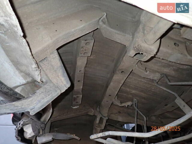 Белый Мерседес Sprinter, объемом двигателя 0 л и пробегом 215 тыс. км за 10713 $, фото 16 на Automoto.ua