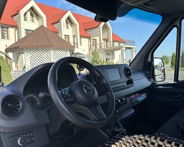 Белый Мерседес Sprinter, объемом двигателя 2.14 л и пробегом 204 тыс. км за 29900 $, фото 1 на Automoto.ua
