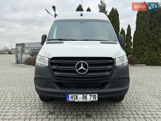 Белый Мерседес Sprinter, объемом двигателя 3 л и пробегом 300 тыс. км за 37500 $, фото 10 на Automoto.ua