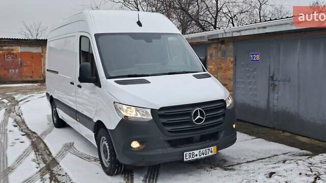 Белый Мерседес Sprinter, объемом двигателя 2.2 л и пробегом 222 тыс. км за 23999 $, фото 17 на Automoto.ua