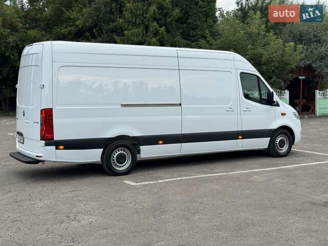 Белый Мерседес Sprinter, объемом двигателя 2.2 л и пробегом 243 тыс. км за 25800 $, фото 15 на Automoto.ua