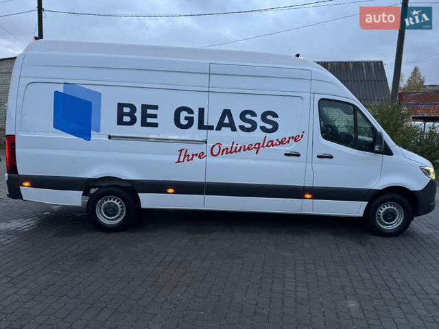 Белый Мерседес Sprinter, объемом двигателя 2.1 л и пробегом 366 тыс. км за 27800 $, фото 6 на Automoto.ua