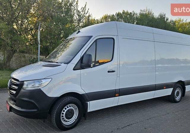 Белый Мерседес Sprinter, объемом двигателя 2.2 л и пробегом 174 тыс. км за 27500 $, фото 37 на Automoto.ua