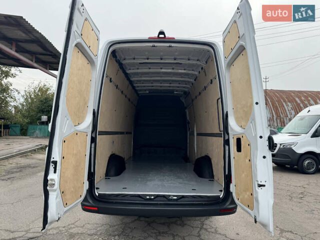 Белый Мерседес Sprinter, объемом двигателя 2.2 л и пробегом 245 тыс. км за 26900 $, фото 7 на Automoto.ua