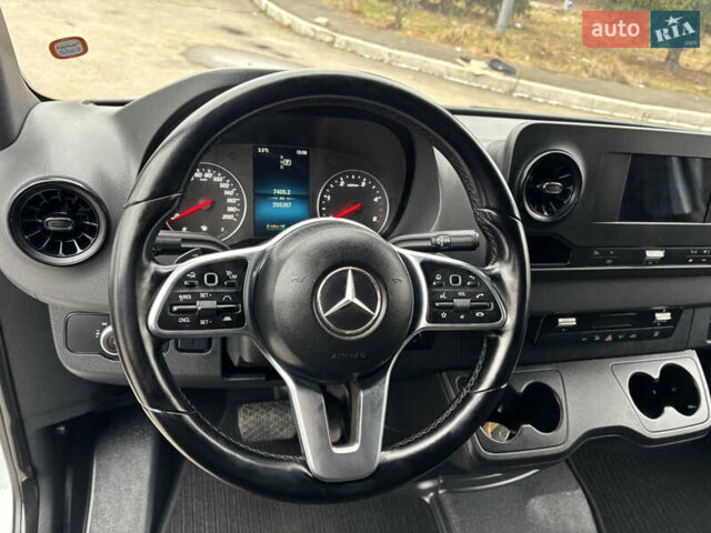 Белый Мерседес Sprinter, объемом двигателя 2.99 л и пробегом 205 тыс. км за 30500 $, фото 8 на Automoto.ua