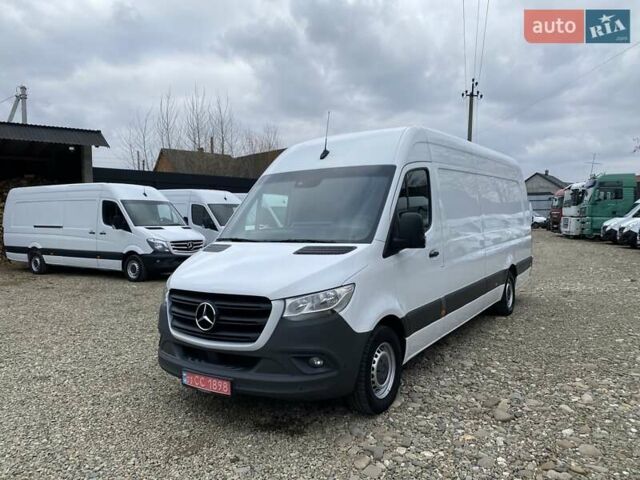 Белый Мерседес Sprinter, объемом двигателя 0 л и пробегом 198 тыс. км за 27850 $, фото 1 на Automoto.ua