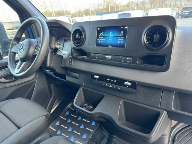 Білий Мерседес Sprinter, об'ємом двигуна 2.2 л та пробігом 141 тис. км за 36500 $, фото 4 на Automoto.ua