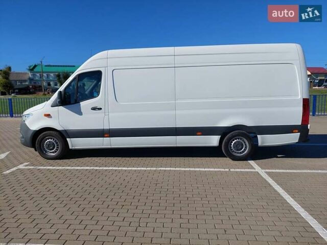 Белый Мерседес Sprinter, объемом двигателя 2.2 л и пробегом 225 тыс. км за 25999 $, фото 10 на Automoto.ua