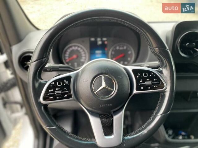 Белый Мерседес Sprinter, объемом двигателя 0 л и пробегом 198 тыс. км за 27850 $, фото 43 на Automoto.ua
