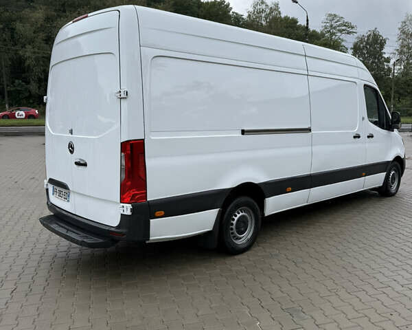 Белый Мерседес Sprinter, объемом двигателя 2.2 л и пробегом 188 тыс. км за 20900 $, фото 6 на Automoto.ua