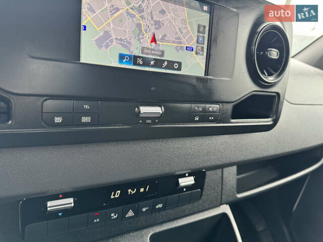 Білий Мерседес Sprinter, об'ємом двигуна 2.2 л та пробігом 207 тис. км за 22900 $, фото 19 на Automoto.ua