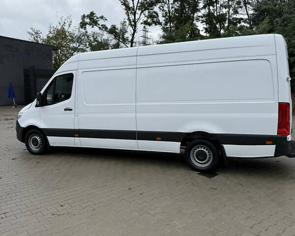 Белый Мерседес Sprinter, объемом двигателя 2.2 л и пробегом 188 тыс. км за 20900 $, фото 11 на Automoto.ua