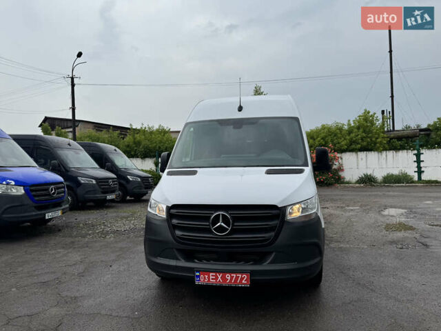 Білий Мерседес Sprinter, об'ємом двигуна 2.2 л та пробігом 207 тис. км за 22900 $, фото 2 на Automoto.ua