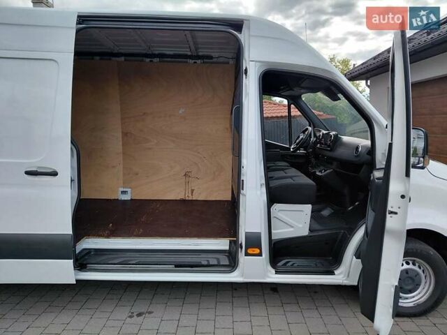 Білий Мерседес Sprinter, об'ємом двигуна 3 л та пробігом 360 тис. км за 33098 $, фото 18 на Automoto.ua