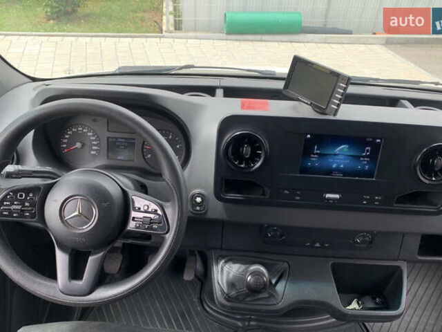 Белый Мерседес Sprinter, объемом двигателя 0 л и пробегом 221 тыс. км за 25736 $, фото 10 на Automoto.ua