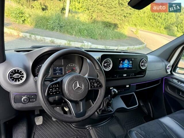 Белый Мерседес Sprinter, объемом двигателя 0 л и пробегом 290 тыс. км за 25000 $, фото 8 на Automoto.ua