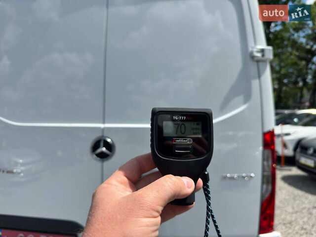 Белый Мерседес Sprinter, объемом двигателя 3 л и пробегом 61 тыс. км за 35600 $, фото 26 на Automoto.ua