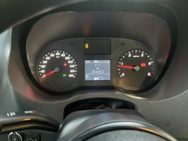 Білий Мерседес Sprinter, об'ємом двигуна 2.2 л та пробігом 350 тис. км за 35318 $, фото 3 на Automoto.ua