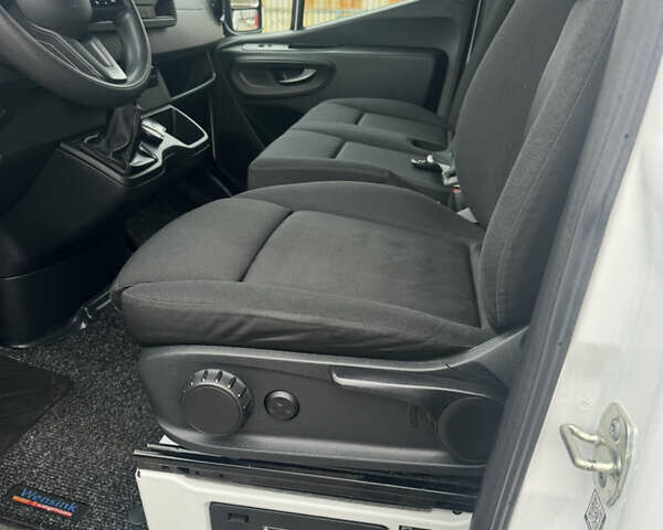 Белый Мерседес Sprinter, объемом двигателя 2.14 л и пробегом 265 тыс. км за 26500 $, фото 7 на Automoto.ua