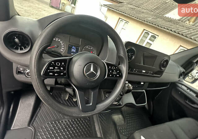Белый Мерседес Sprinter, объемом двигателя 2.14 л и пробегом 290 тыс. км за 23070 $, фото 14 на Automoto.ua