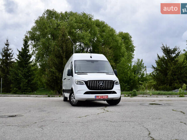 Белый Мерседес Sprinter, объемом двигателя 2.2 л и пробегом 280 тыс. км за 29000 $, фото 44 на Automoto.ua