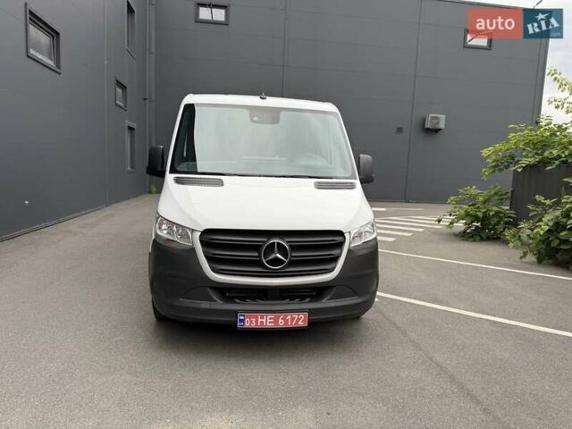 Белый Мерседес Sprinter, объемом двигателя 2.2 л и пробегом 287 тыс. км за 25450 $, фото 15 на Automoto.ua