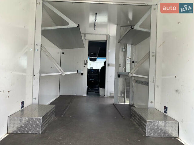 Белый Мерседес Sprinter, объемом двигателя 0 л и пробегом 221 тыс. км за 25736 $, фото 13 на Automoto.ua