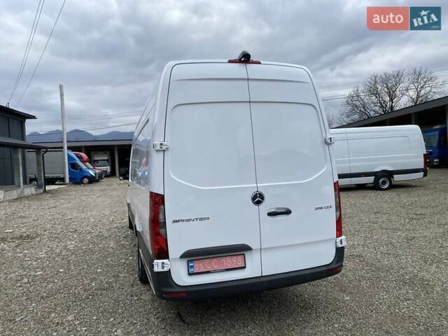 Белый Мерседес Sprinter, объемом двигателя 0 л и пробегом 198 тыс. км за 27850 $, фото 13 на Automoto.ua